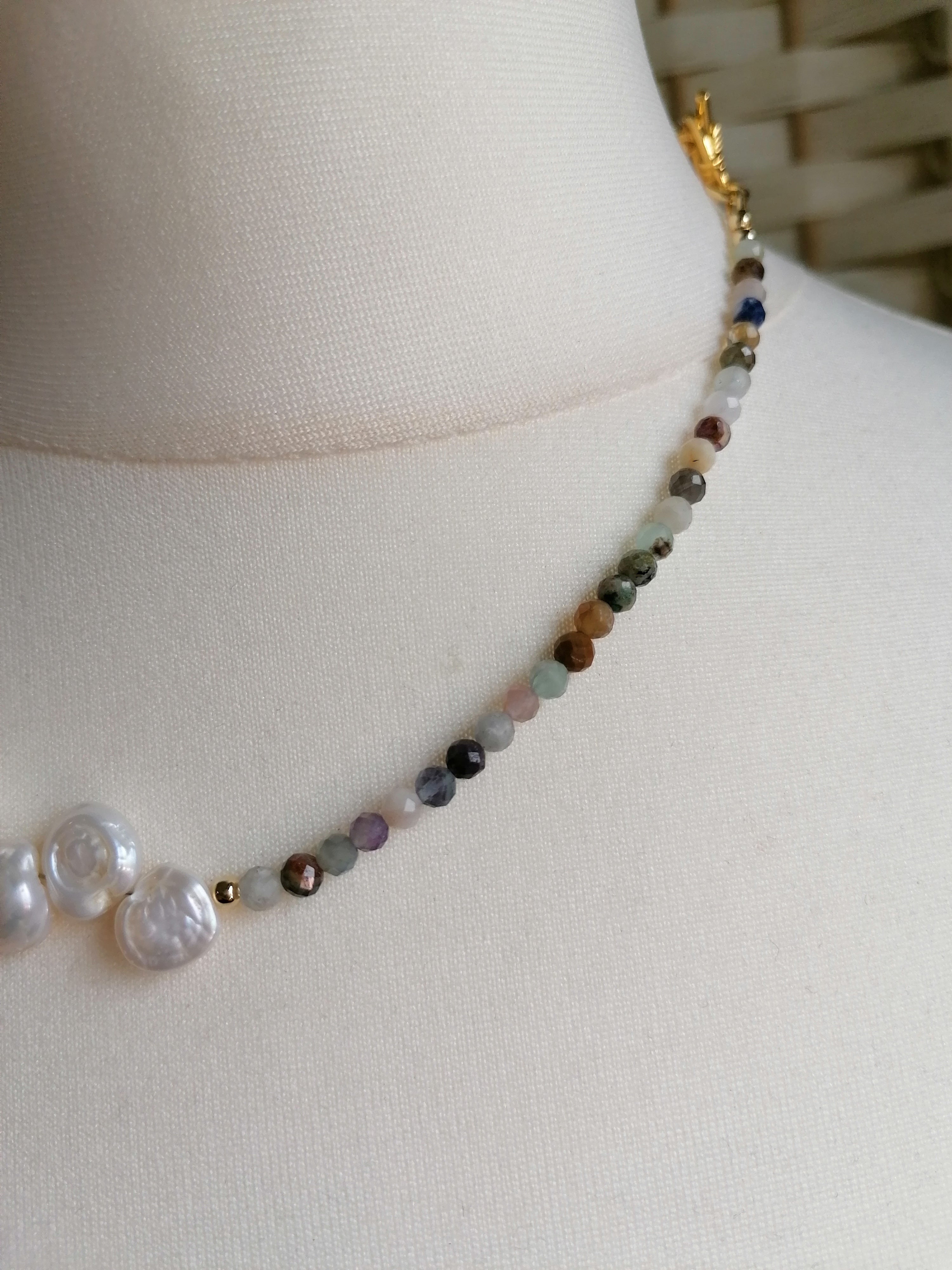 Semi-precious Gemstone Necklace Cultured Freshwater Baroque pearls