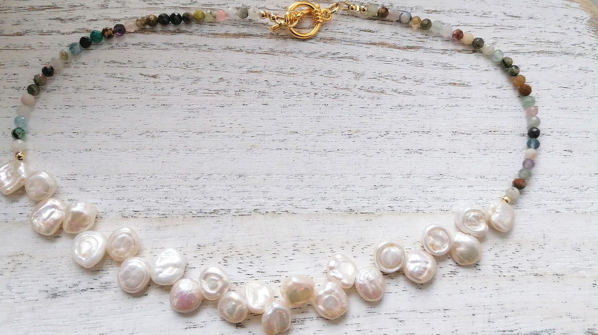 Semi-precious Gemstone Necklace Cultured Freshwater Baroque pearls