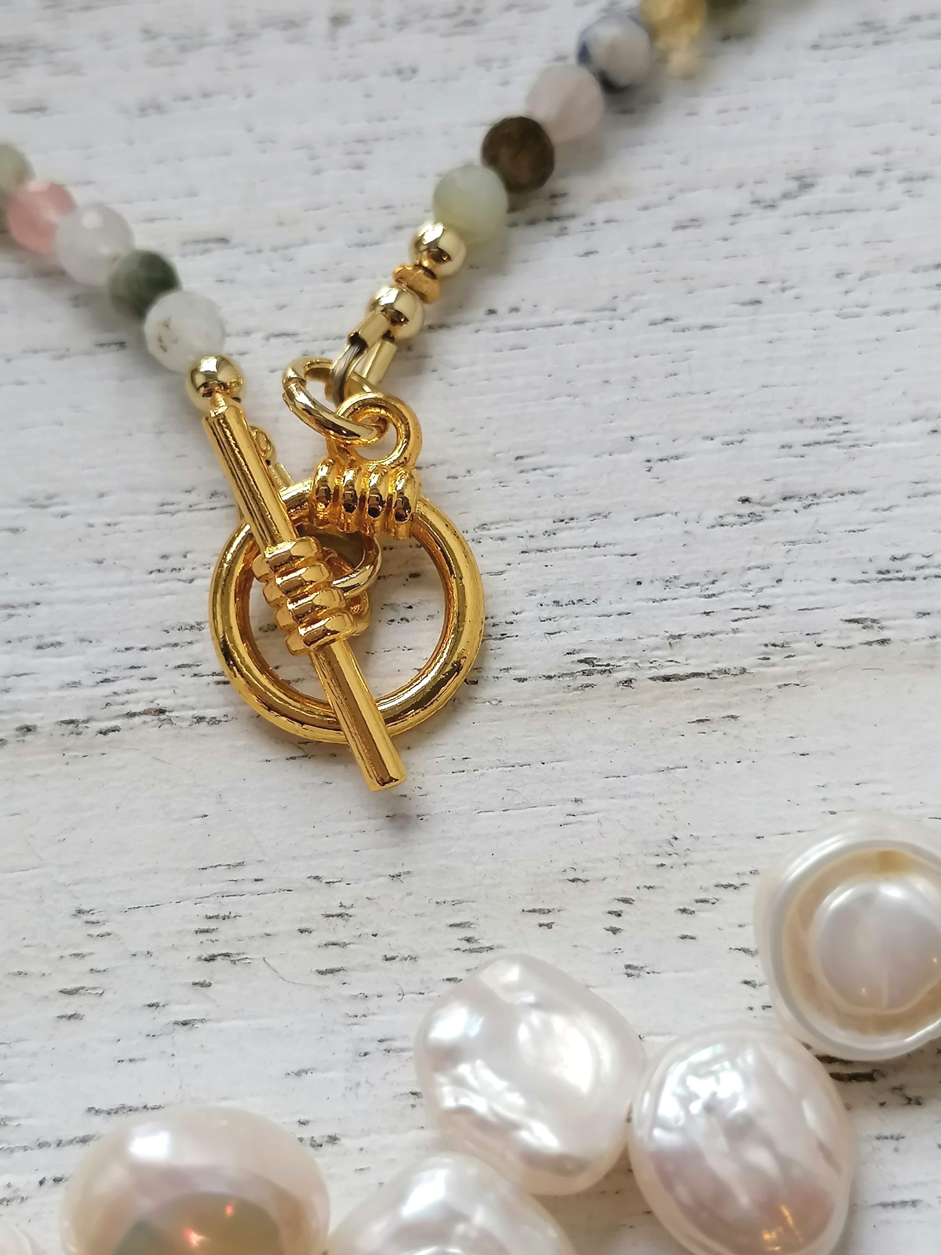 Semi-precious Gemstone Necklace Cultured Freshwater Baroque pearls