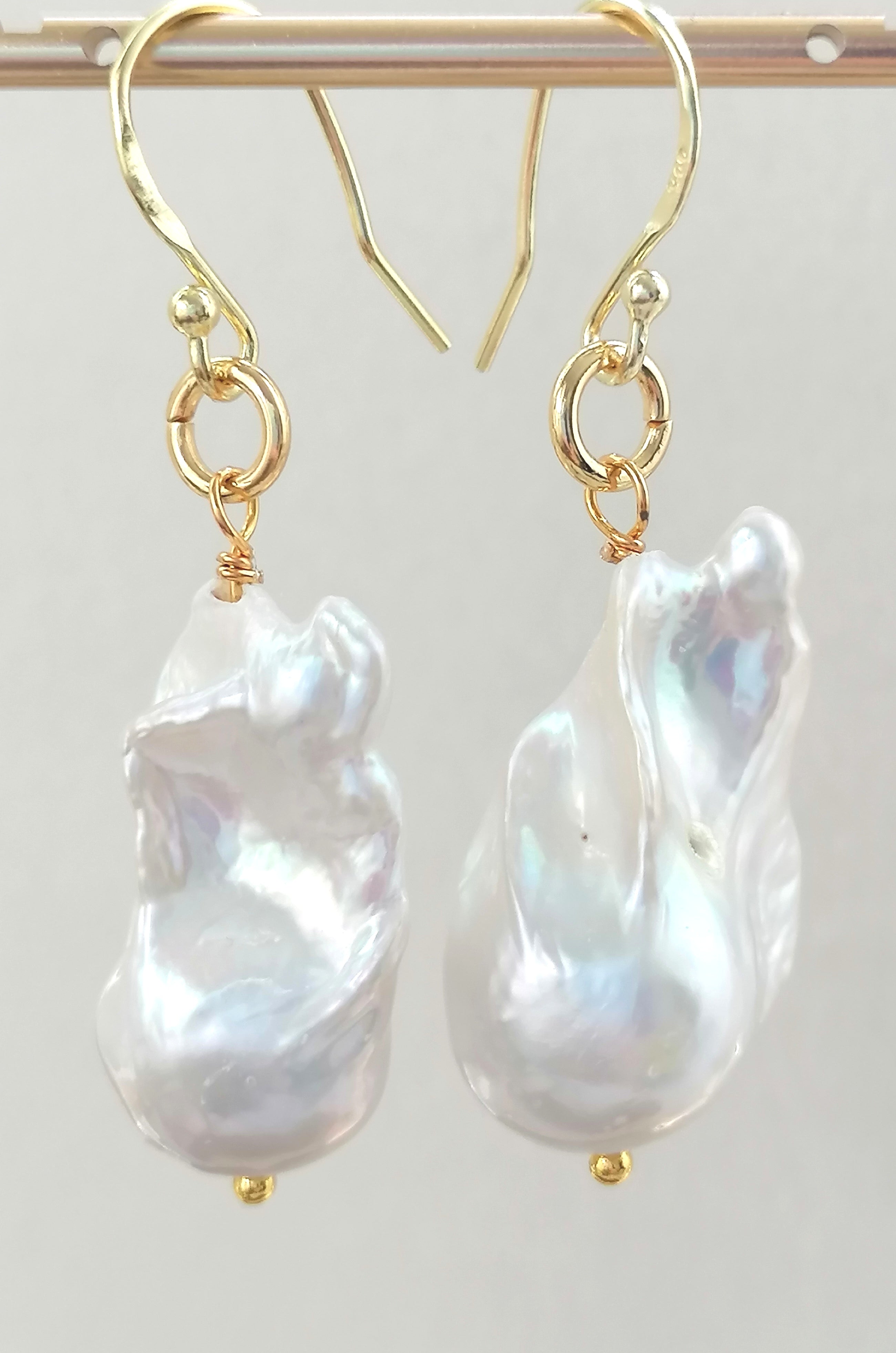 14ct Gold 925 Sterling Silver Cultured Freshwater Baroque Flame ball Earrings Creamy White