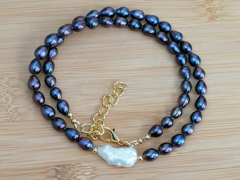 Cultured Freshwater Peacock Pearl Necklace with Baroque Centre Pearl