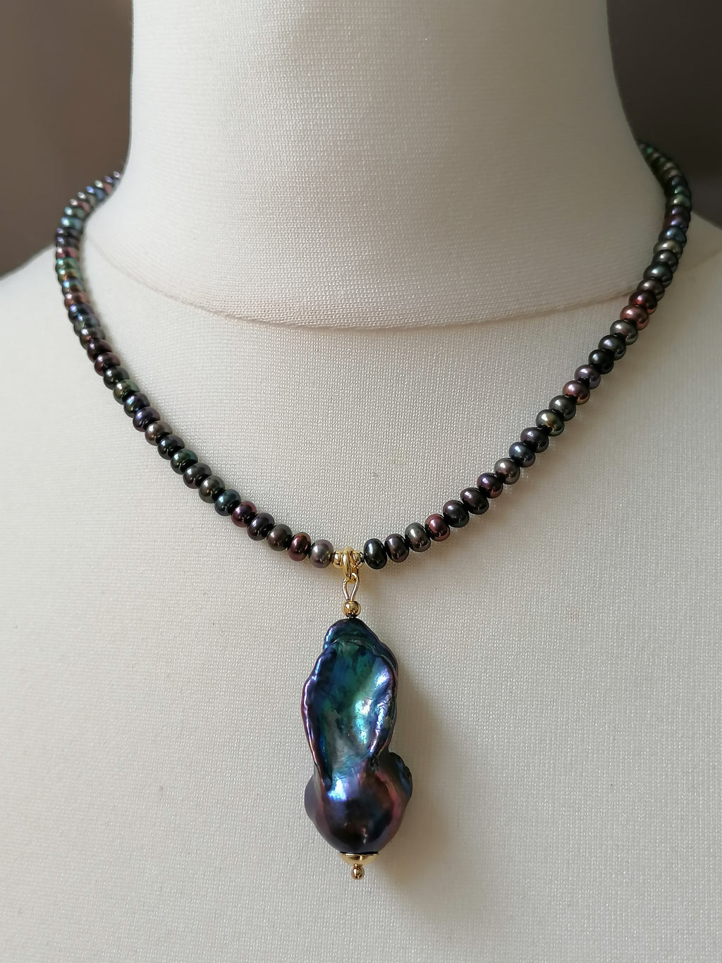 cultured freshwater Peacock Pearl Necklace with Flame ball Baroque Pearl Pendant