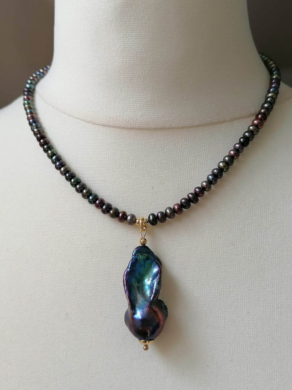 cultured freshwater Peacock Pearl Necklace with Flame ball Baroque Pearl Pendant