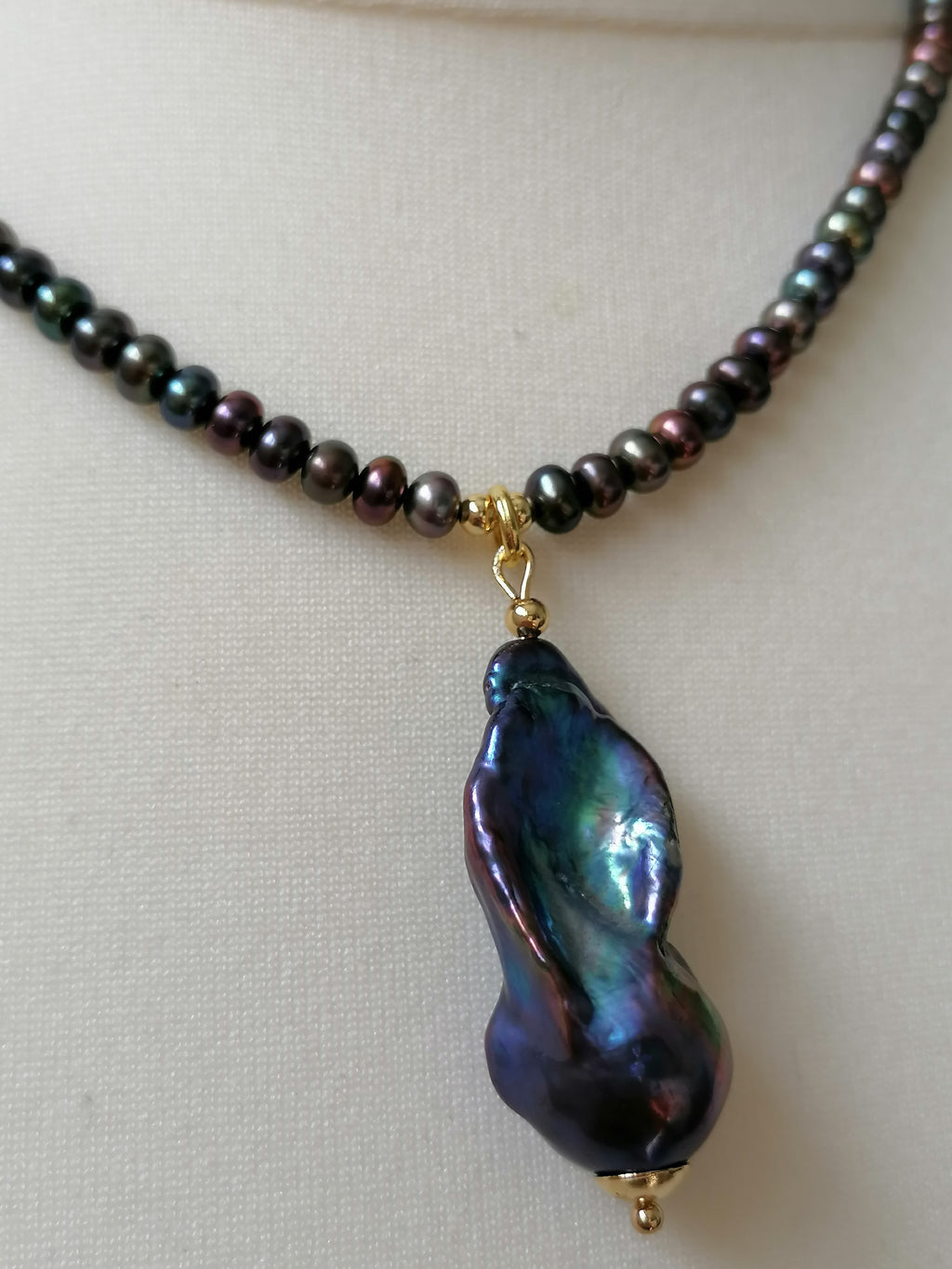 cultured freshwater Peacock Pearl Necklace with Flame ball Baroque Pearl Pendant