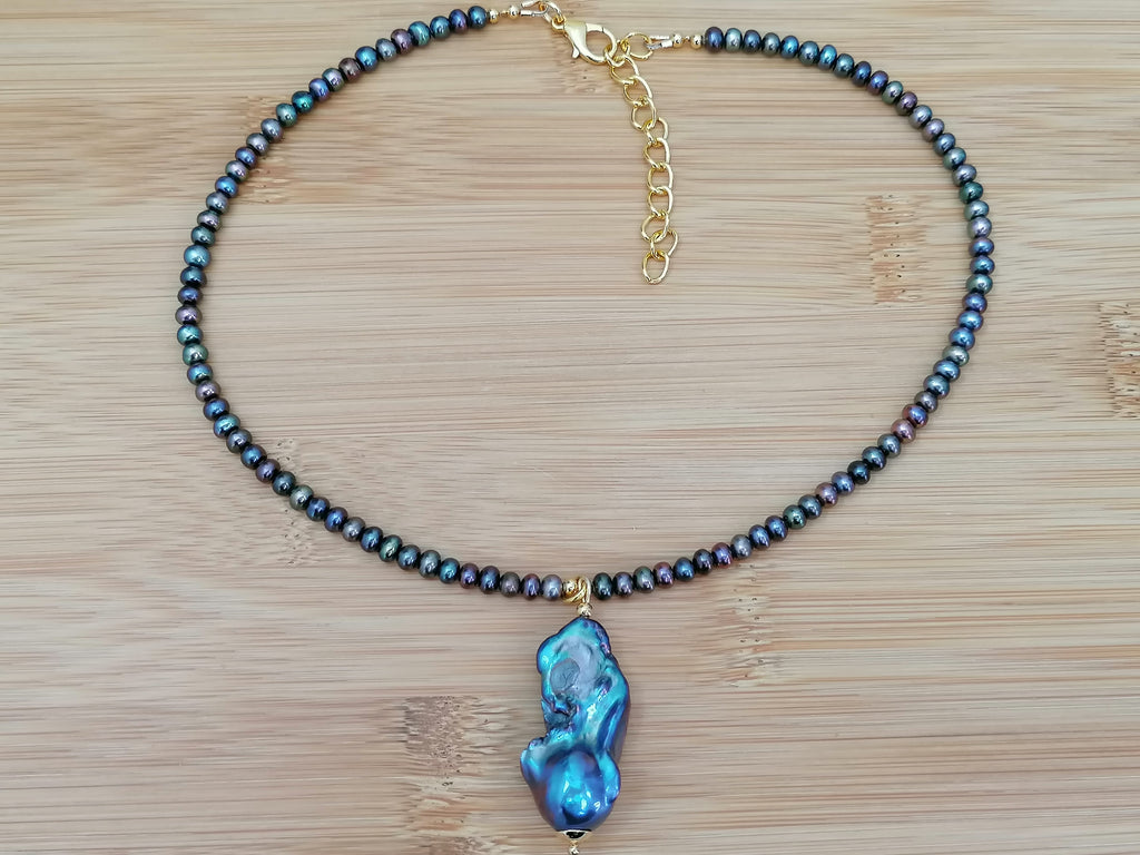 cultured freshwater Peacock Pearl Necklace with Flame ball Baroque Pearl Pendant