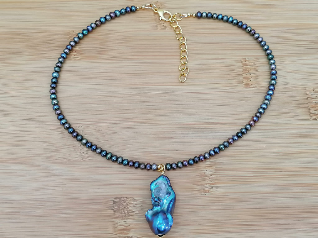 cultured freshwater Peacock Pearl Necklace with Flame ball Baroque Pearl Pendant