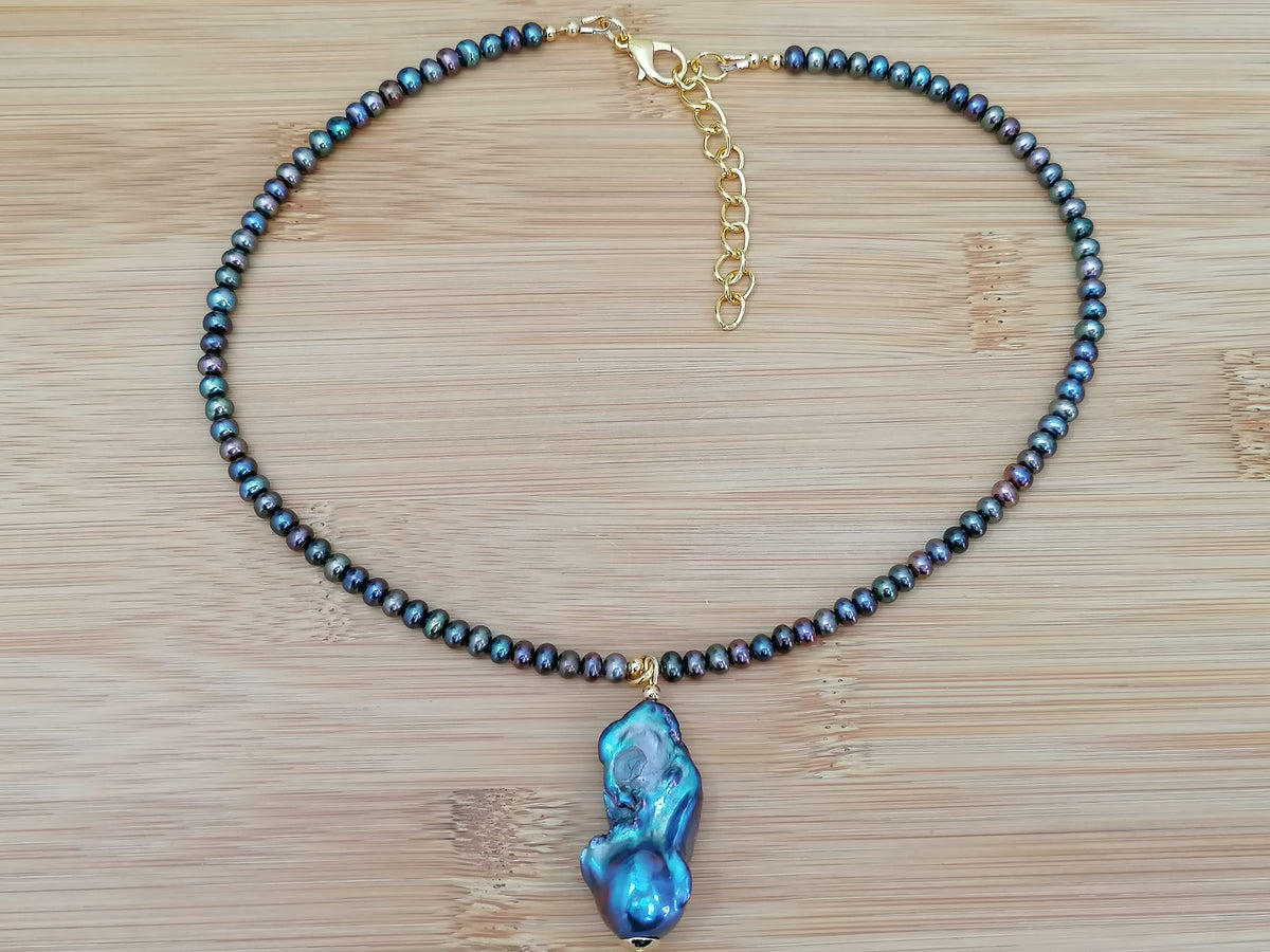 cultured freshwater Peacock Pearl Necklace with Flame ball Baroque Pearl Pendant