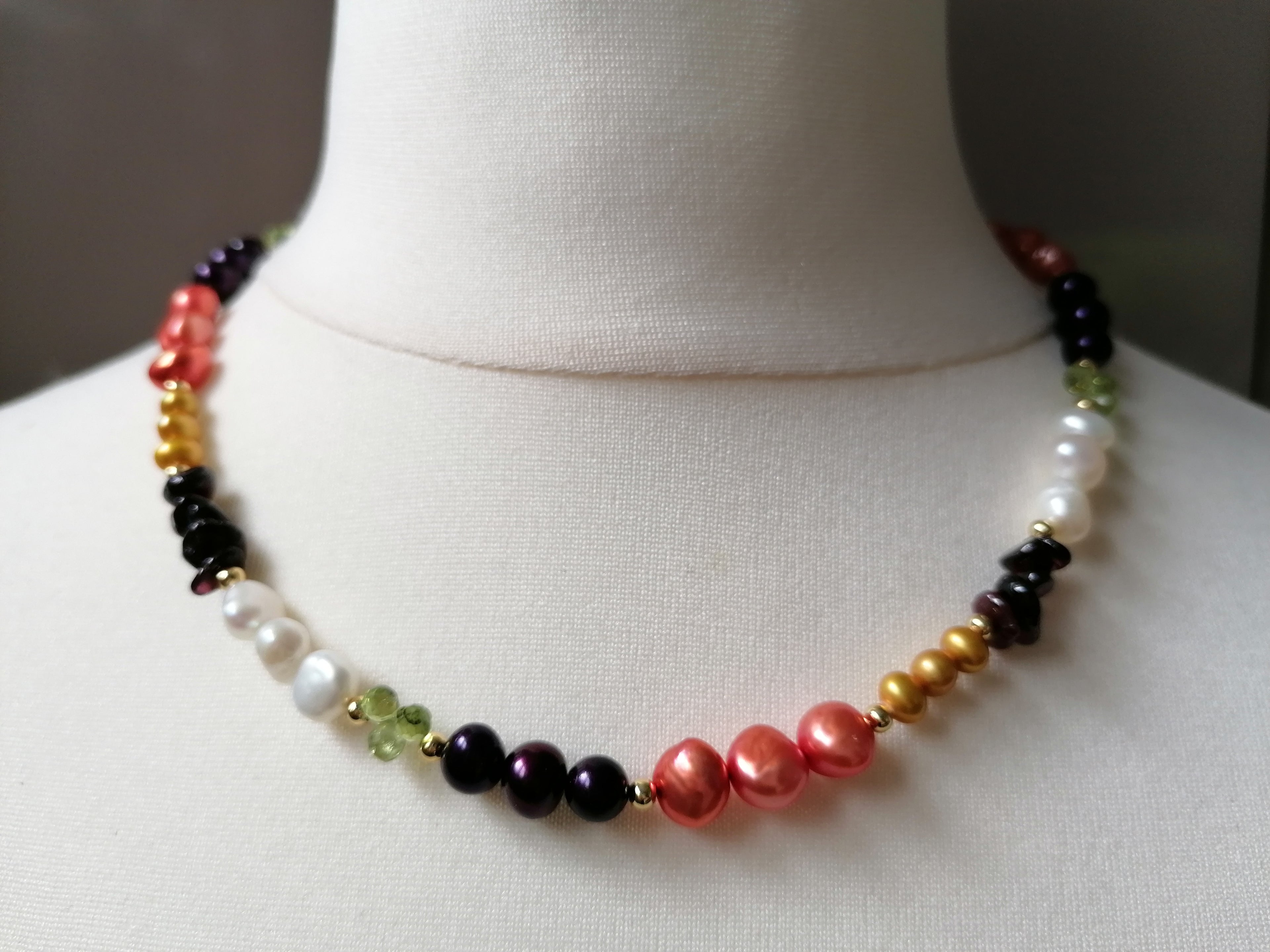 Freshwater Pearl, Garnet & Peridot Necklace semi-precious