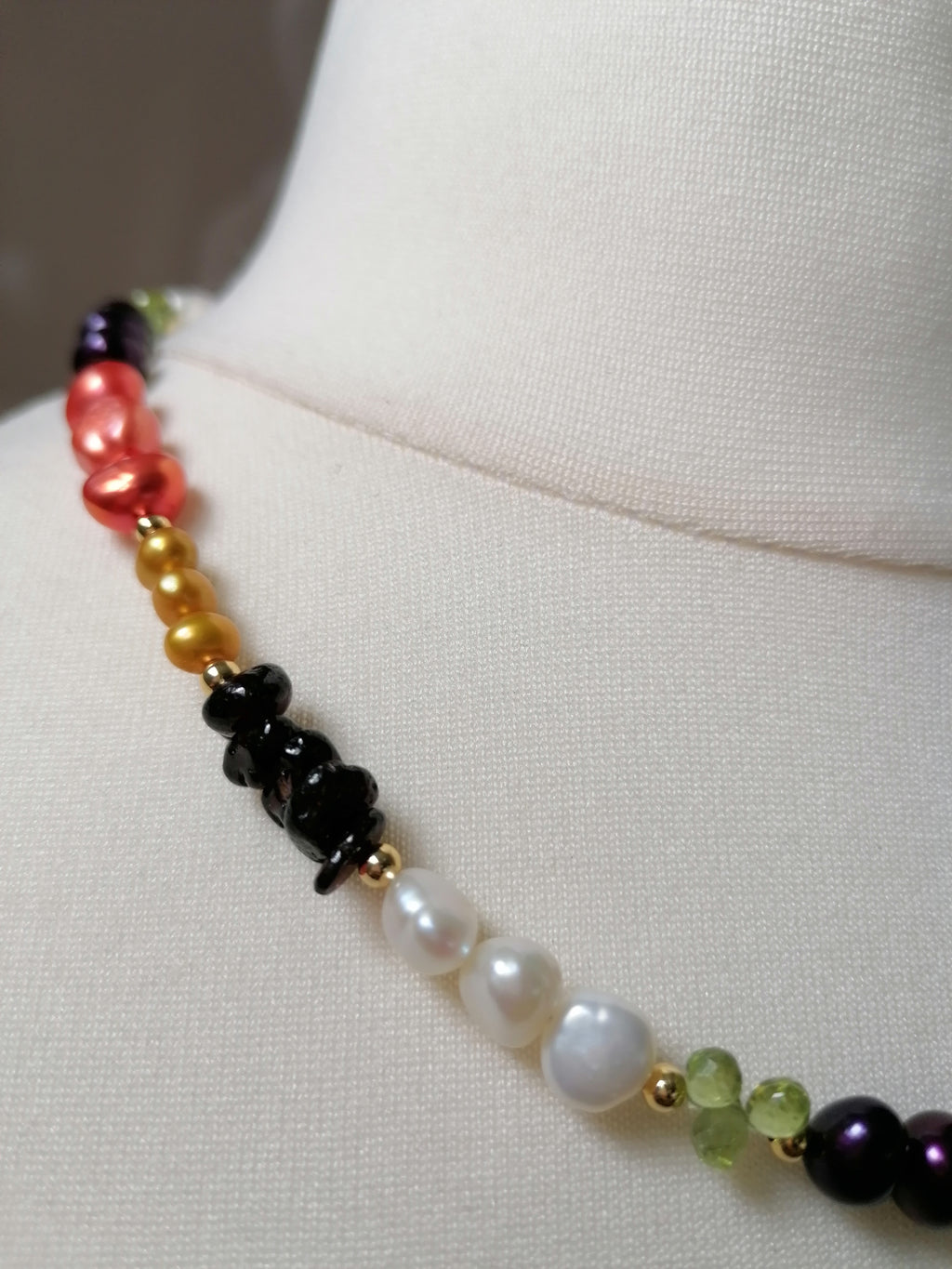 Freshwater Pearl, Garnet & Peridot Necklace semi-precious