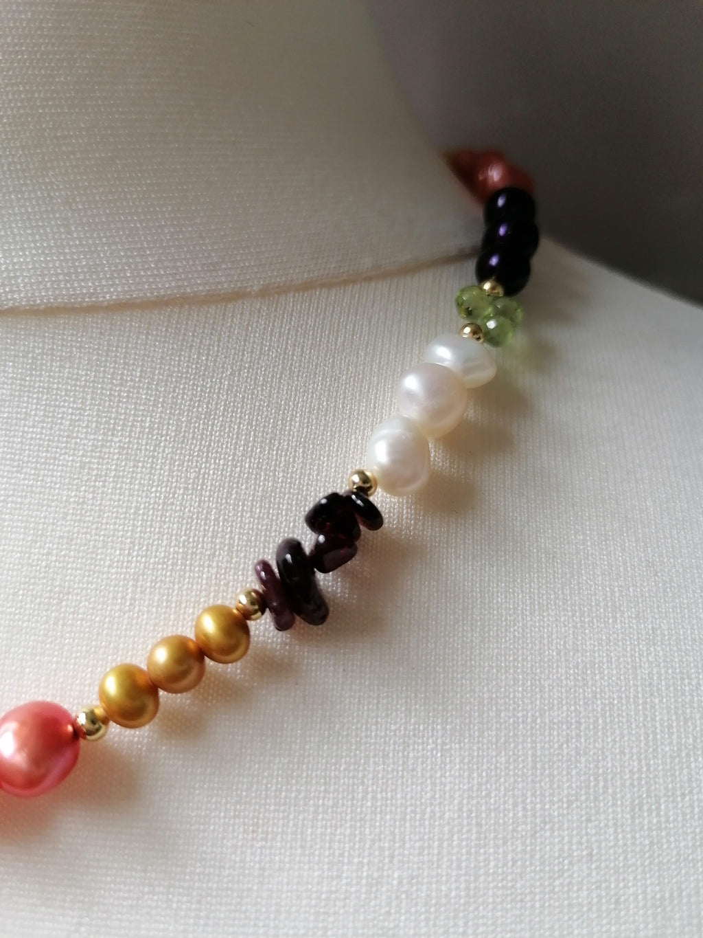 Freshwater Pearl, Garnet & Peridot Necklace semi-precious