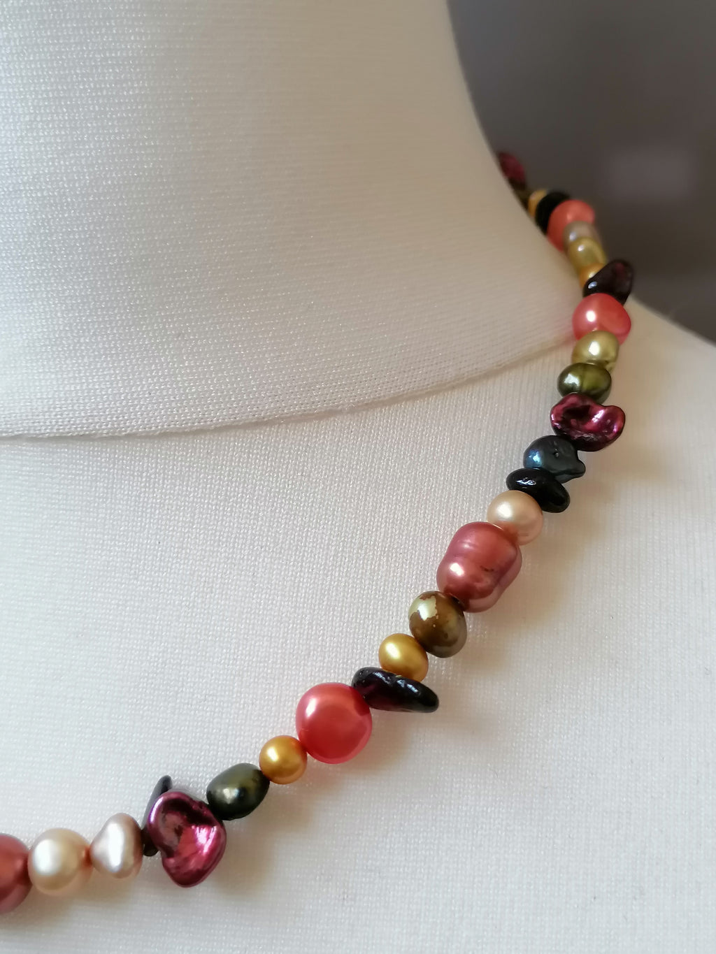 Multicolour Cultured Freshwater Pearl & Garnet Necklace
