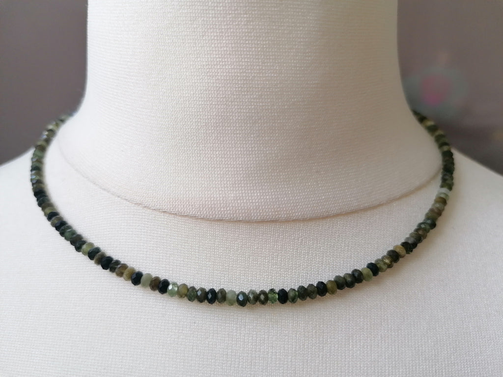Moss Agate Gemstone Choker Necklace