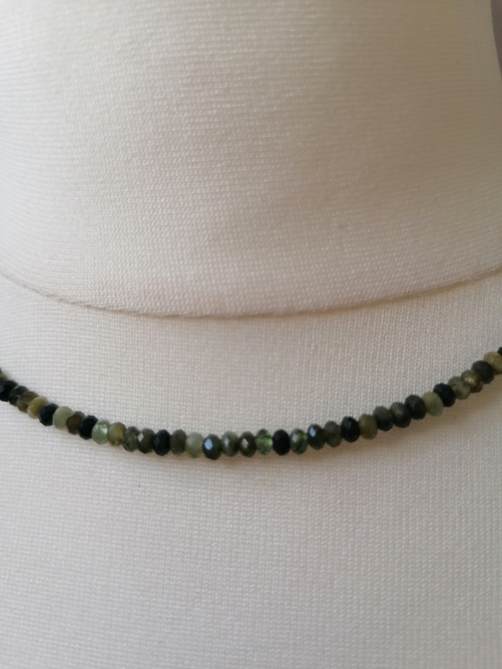 Moss Agate Gemstone Choker Necklace