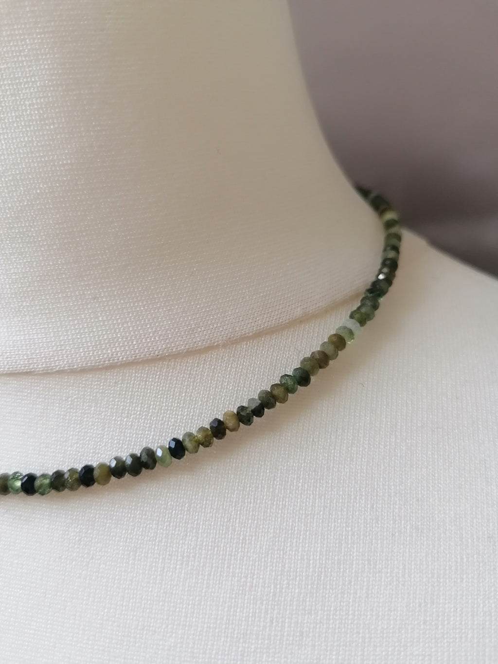 Moss Agate Gemstone Choker Necklace