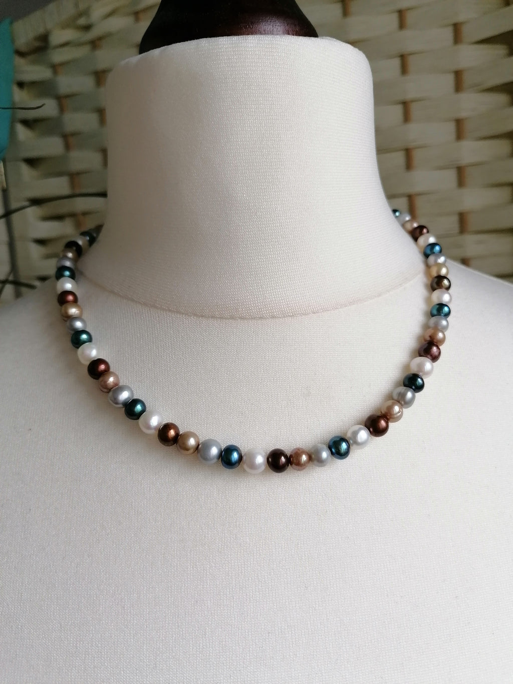 Cultured Freshwater Pearl Necklace Multitone