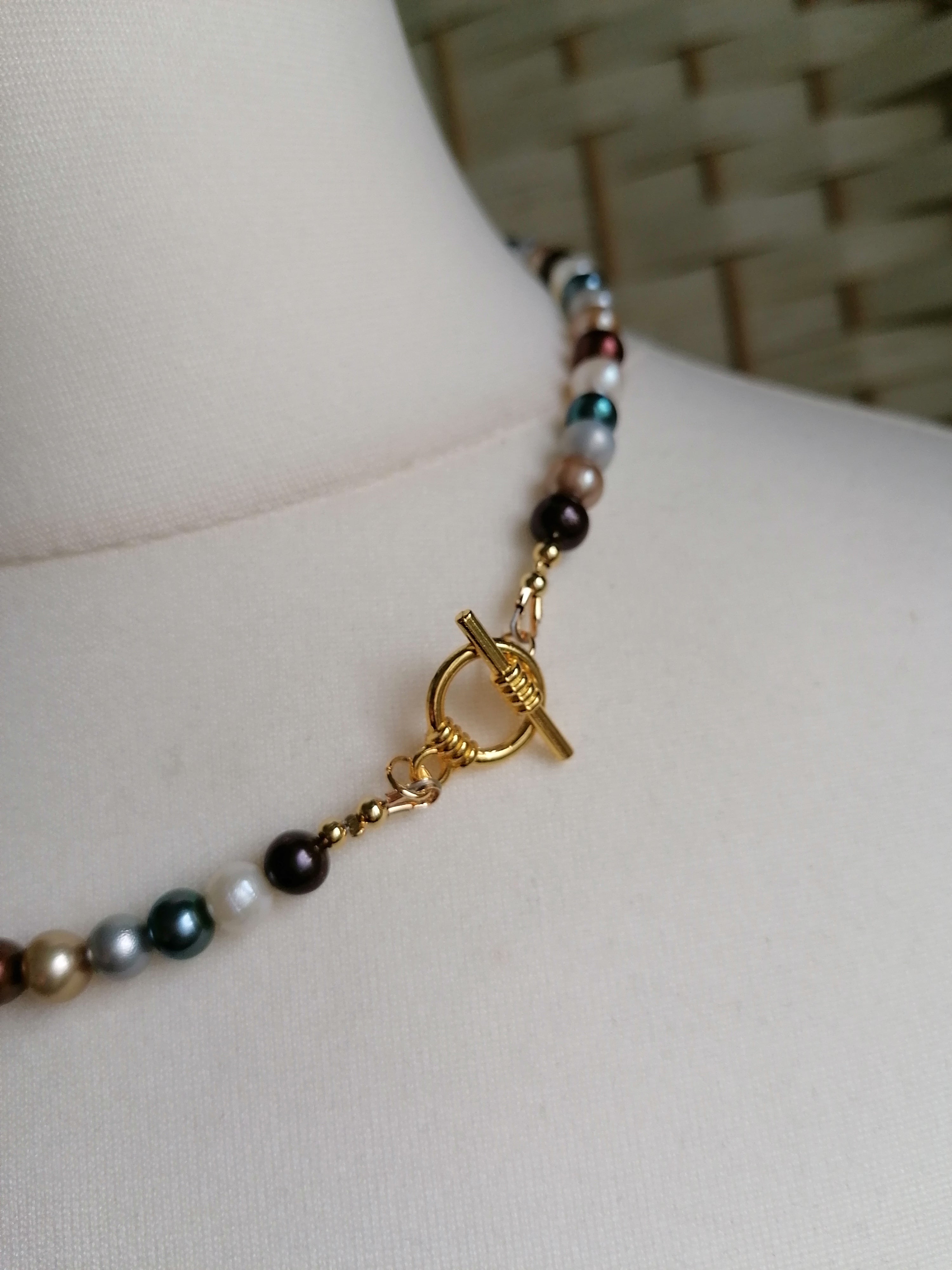 Cultured Freshwater Pearl Necklace Multitone